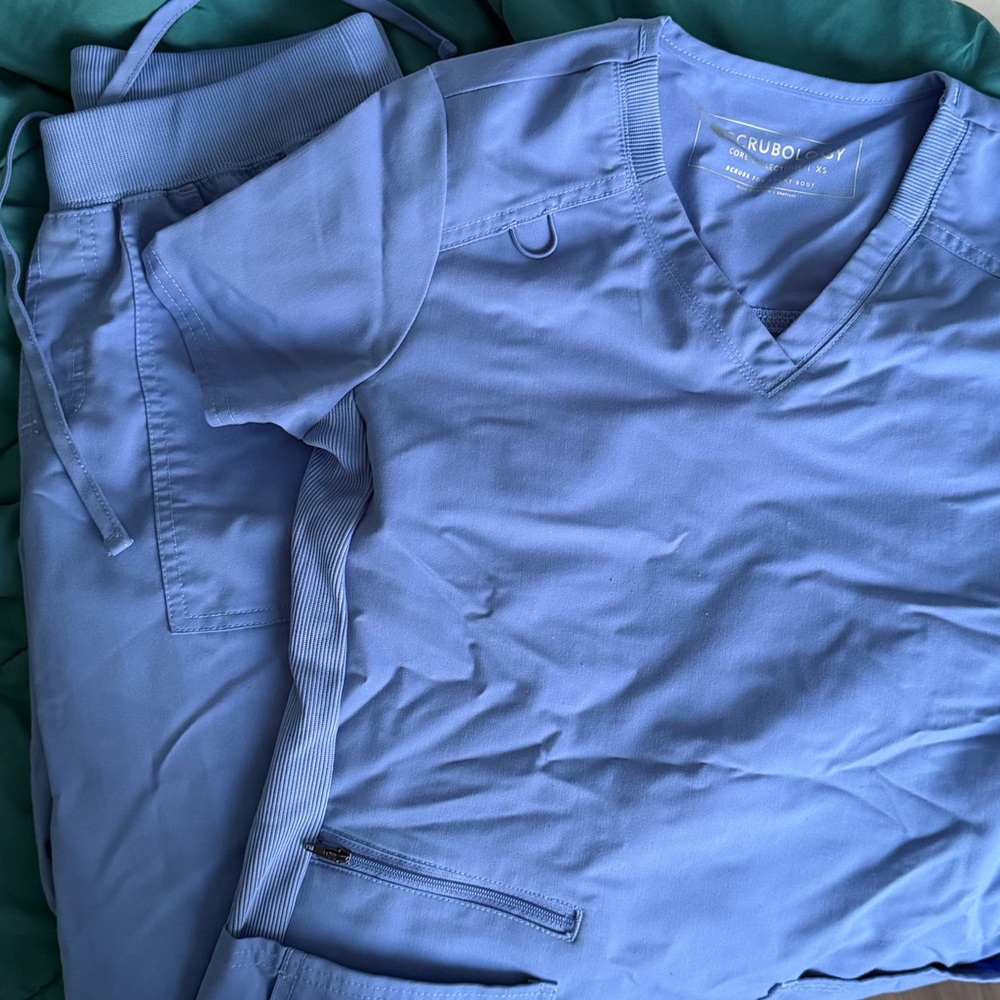 Scrubology Light Periwinkle Scrub Set